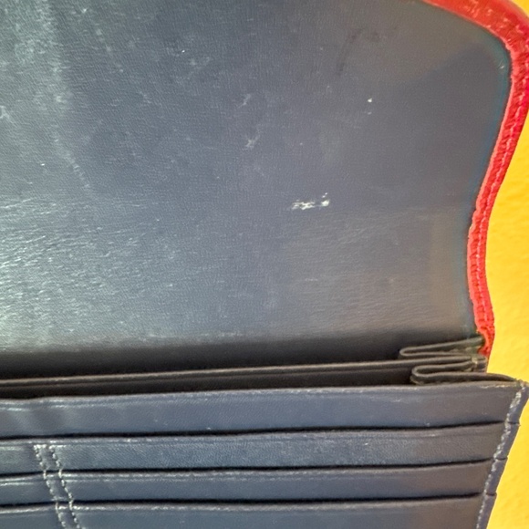 Coach Red Patent Leather silver lock wallet - Picture 10 of 12